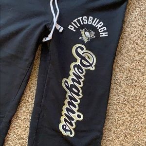 NHL Pittsburgh Penguin Women’s sweatpants